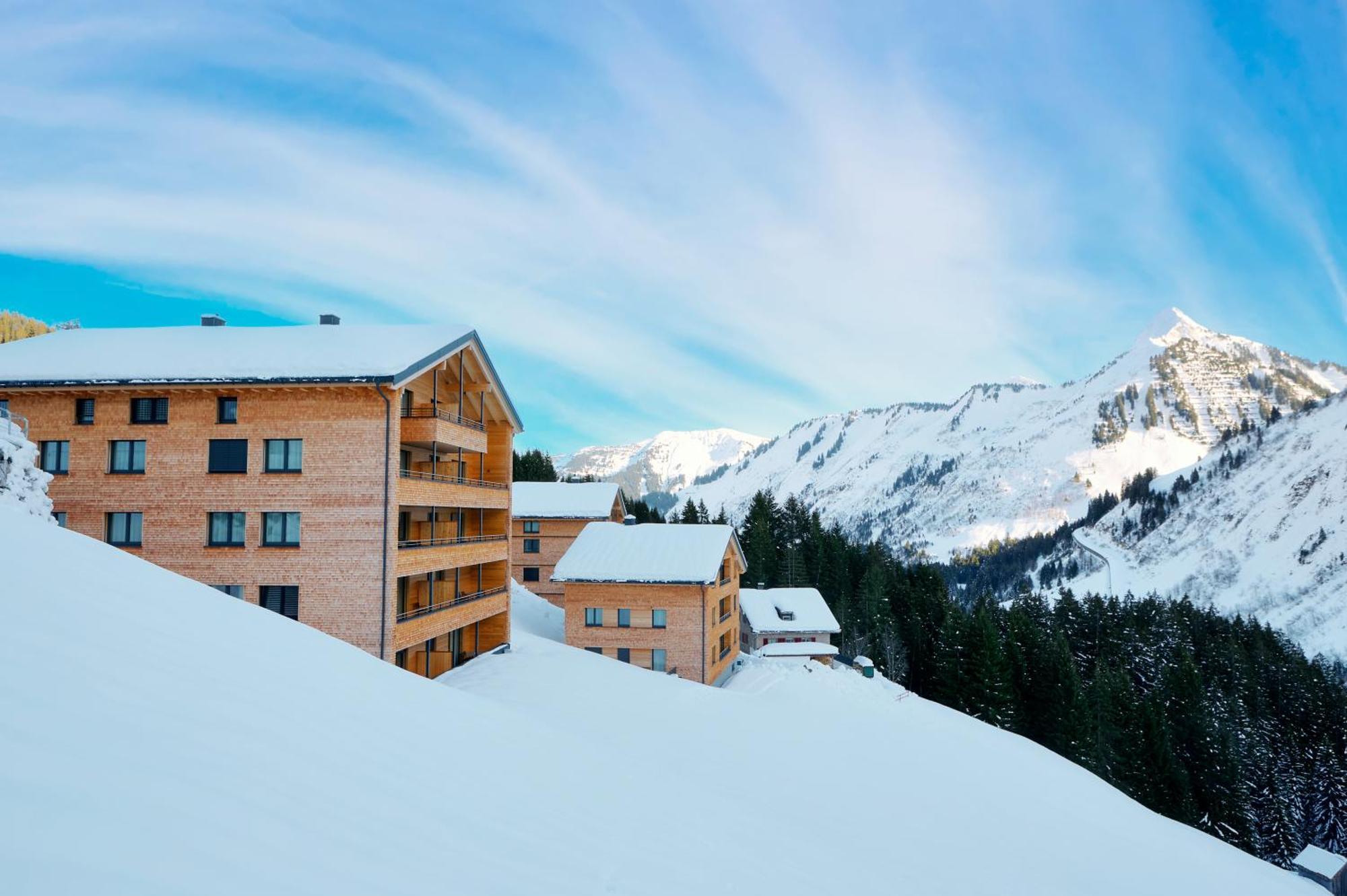 Apartamento Alpenstolz Damuels Haus 2 - Stilvoll Urlauben In Den Bergen Exterior foto